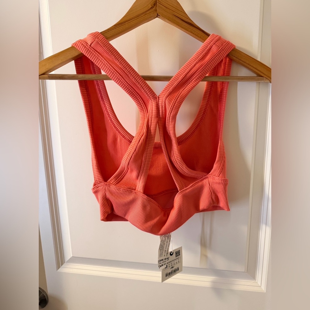 Coral Ribbed Sports Bra - Picture 3 of 3